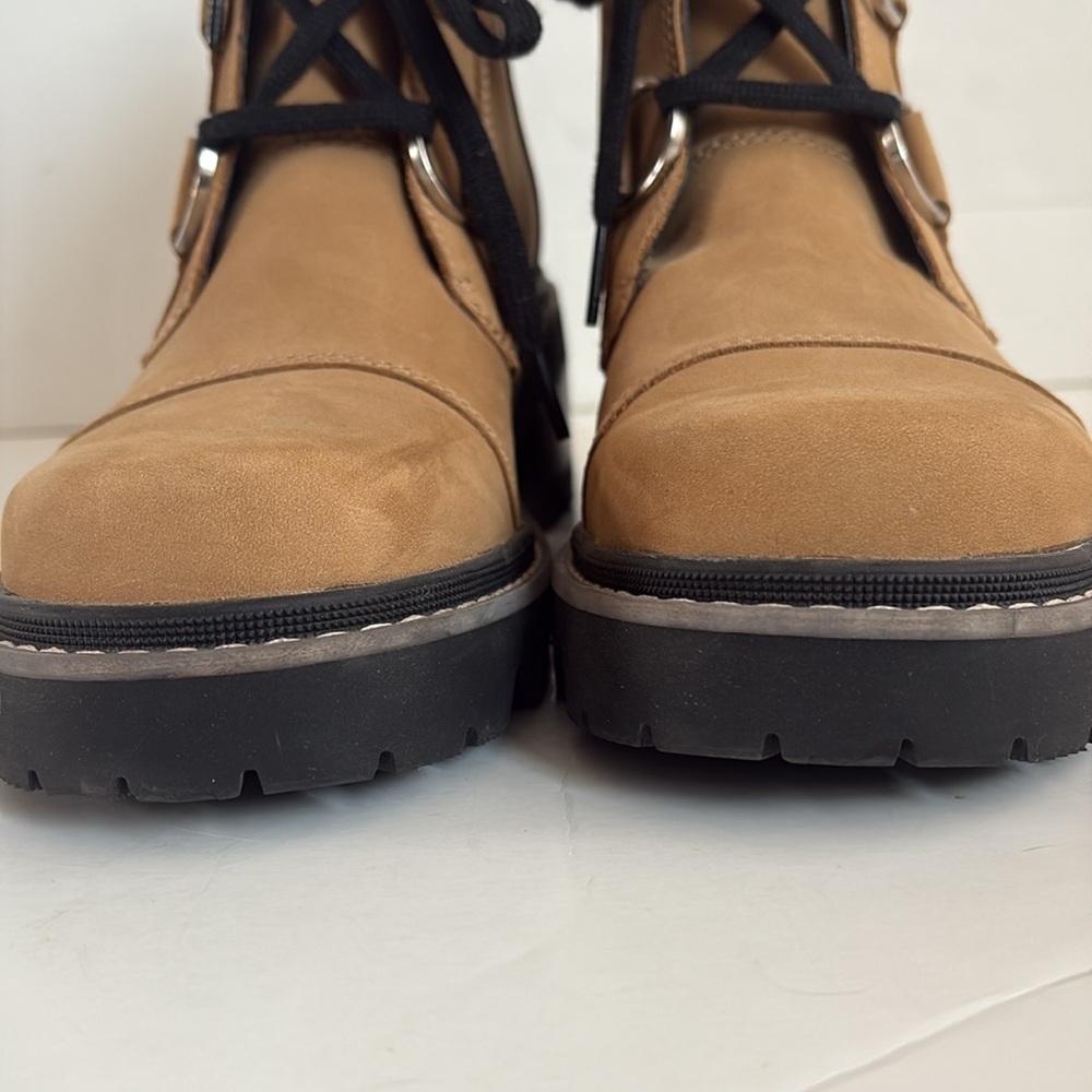 Sorel Jane Now lace up d-ring heel combat boot caribou buff waterproof boot - Picture 10 of 16